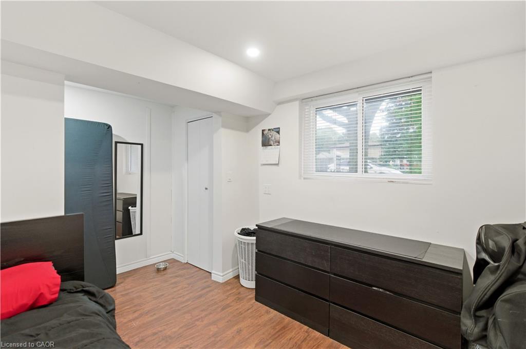 111 Britten Close, Hamilton, ON - Indoor