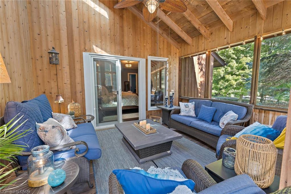 11646 Dublin Line, Halton Hills, ON - With Exterior