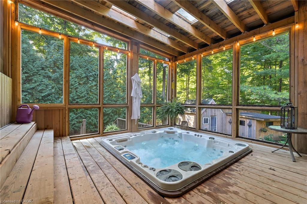 11646 Dublin Line, Halton Hills, ON - Outdoor With Deck Patio Veranda With Exterior