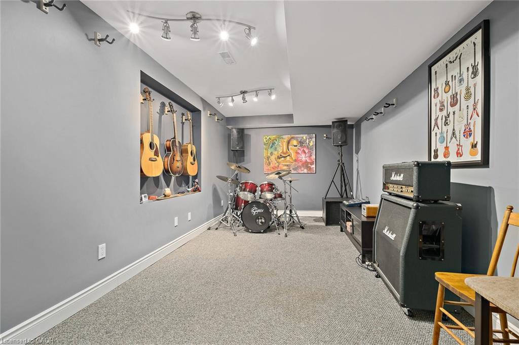 11646 Dublin Line, Halton Hills, ON - Indoor Photo Showing Other Room