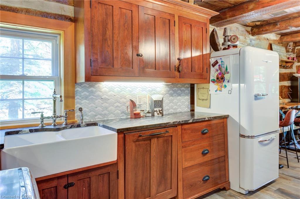 146 Field Street, West Grey, ON - Indoor Photo Showing Kitchen