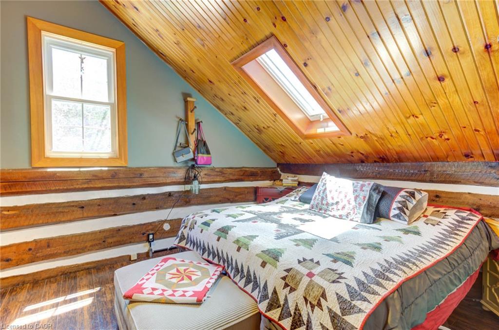 146 Field Street, West Grey, ON - Indoor Photo Showing Bedroom