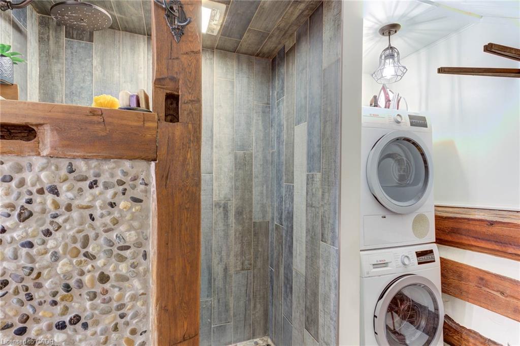 146 Field Street, West Grey, ON - Indoor Photo Showing Laundry Room