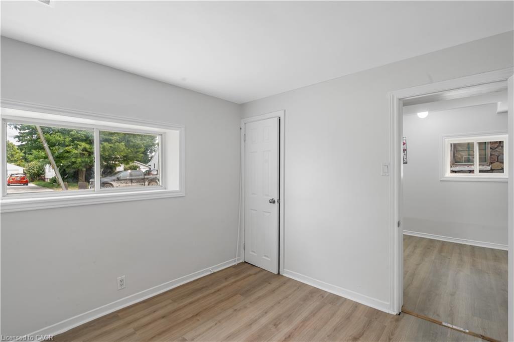 237 St. Julien Street, London, ON - Indoor Photo Showing Other Room