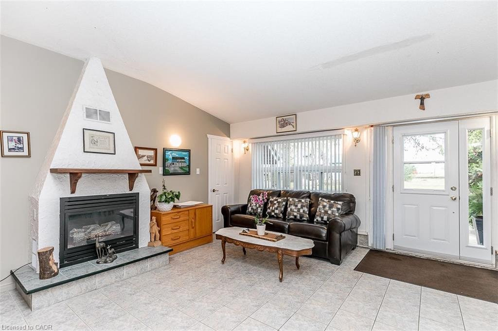 7941 Highway 26, Clearview, ON - Indoor Photo Showing Living Room With Fireplace