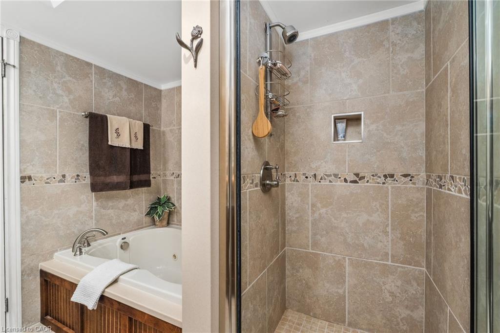 1-131 Grandview Hilltop Drive, Huntsville, ON - Indoor Photo Showing Bathroom