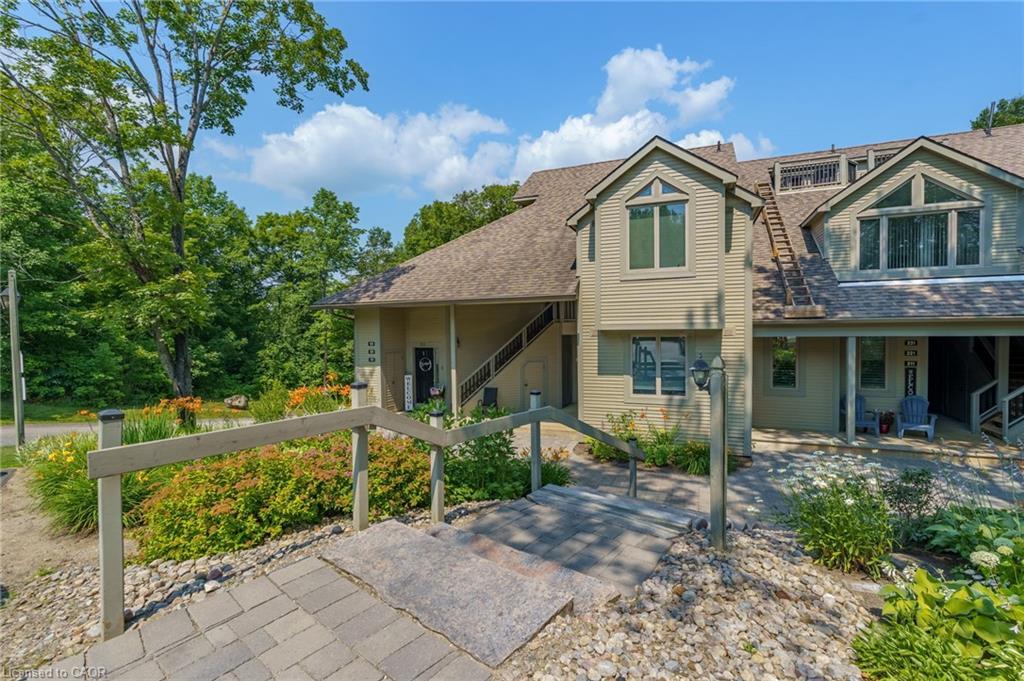 1-131 Grandview Hilltop Drive, Huntsville, ON - Outdoor With Deck Patio Veranda With Facade