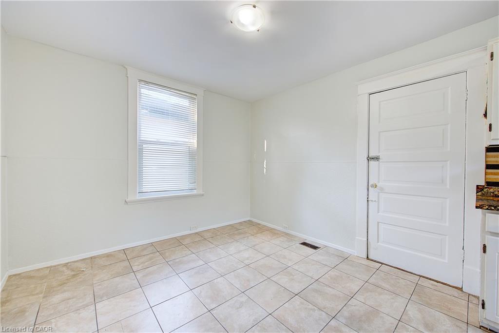201 Clarence Street, London, ON - Indoor Photo Showing Other Room