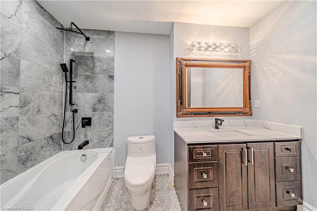 3096 Daniel Way Way, Oakville, ON - Indoor Photo Showing Bathroom