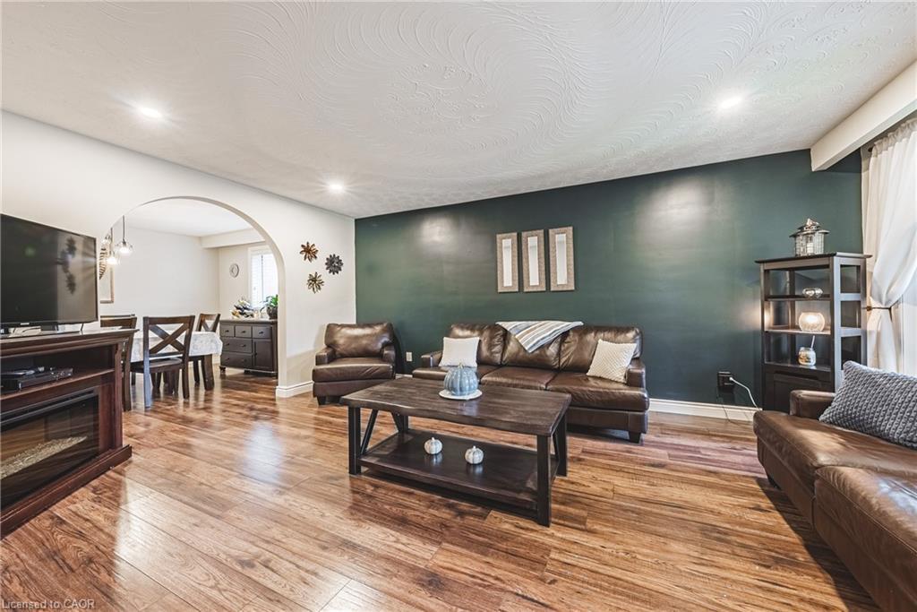 477 Queen Victoria Drive, Hamilton, ON - Indoor