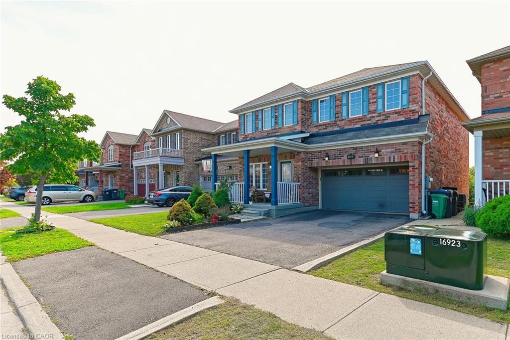 28 Abbotsbury Drive, Brampton, ON - Outdoor With Facade