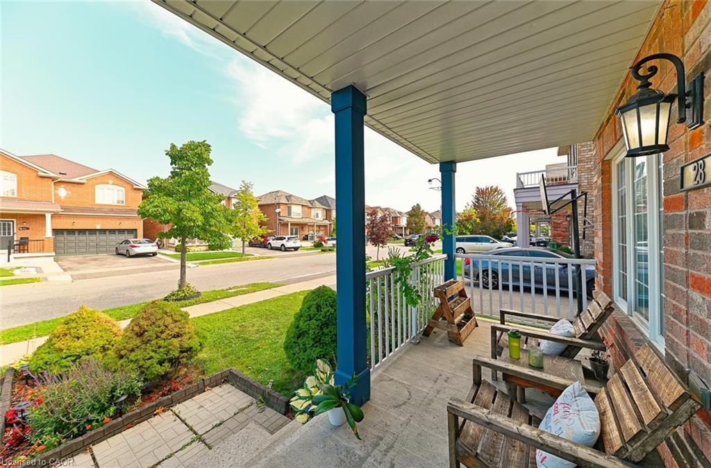 28 Abbotsbury Drive, Brampton, ON - Outdoor With Exterior