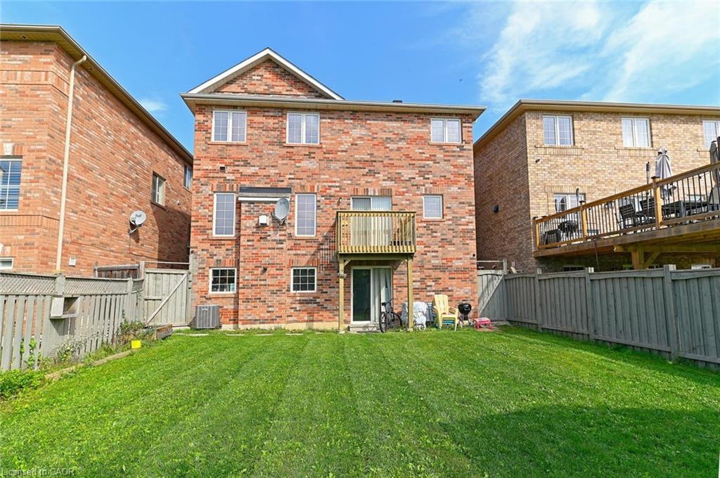 28 Abbotsbury Drive, Brampton, ON - Outdoor With Exterior