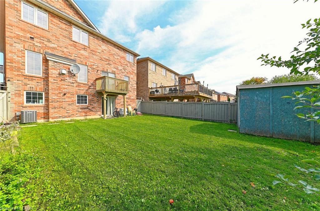 28 Abbotsbury Drive, Brampton, ON - Outdoor