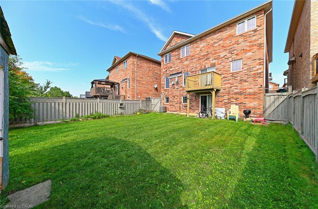 28 Abbotsbury Drive, Brampton, ON - Outdoor