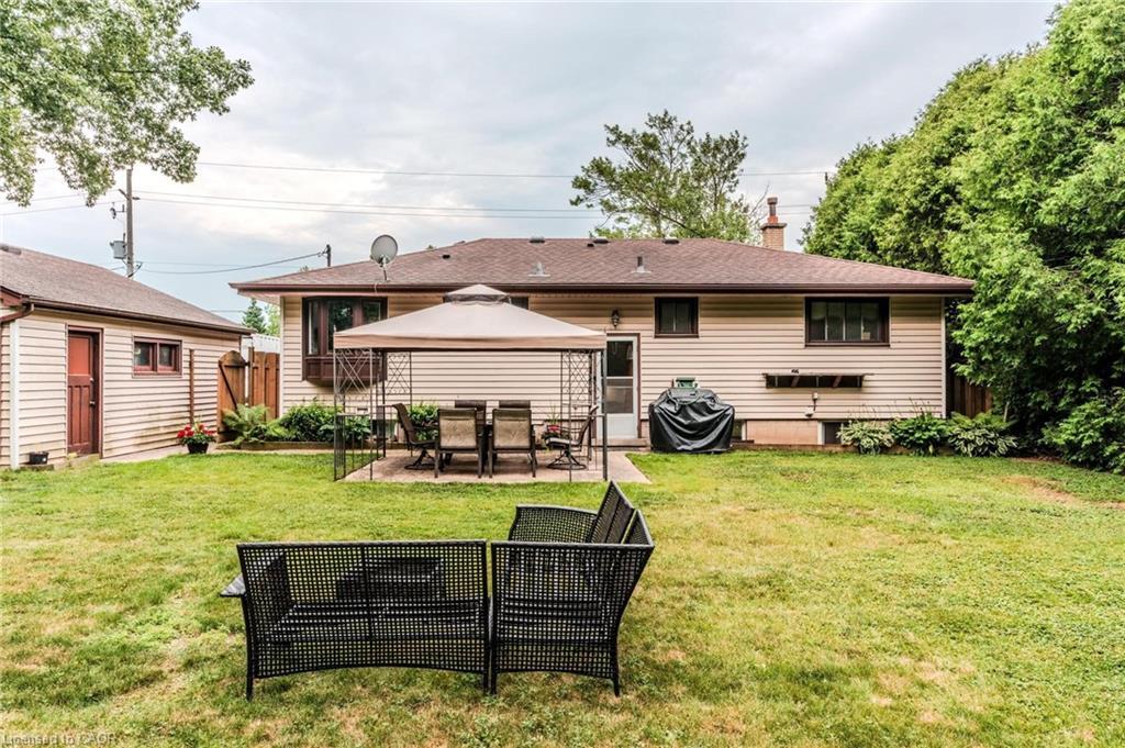 46 First Street, Waterdown, ON - Outdoor