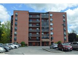 705-5 Mill Pond Court Simcoe, ON N3Y 5J6