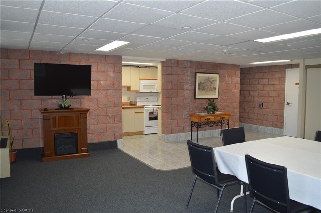 705-5 Mill Pond Court, Simcoe, ON - Indoor