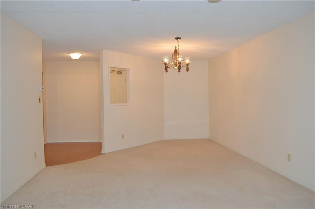 705-5 Mill Pond Court, Simcoe, ON - Indoor Photo Showing Other Room