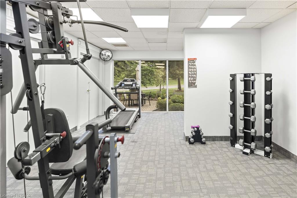 211-2075 Amherst Heights Drive, Burlington, ON - Indoor Photo Showing Gym Room