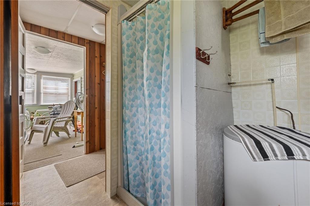 3 Harold Street, Turkey Point, ON - Indoor