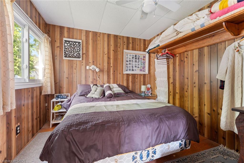 3 Harold Street, Turkey Point, ON - Indoor Photo Showing Bedroom