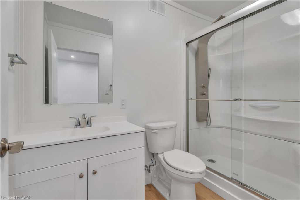 Unit D-133 Durham Street, Port Colborne, ON - Indoor Photo Showing Bathroom