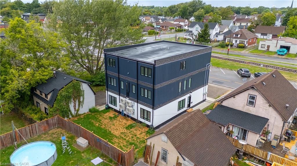 Unit D-133 Durham Street, Port Colborne, ON - Outdoor