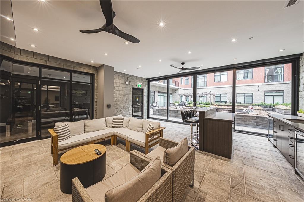 317-1 Redfern Avenue, Hamilton, ON - Indoor