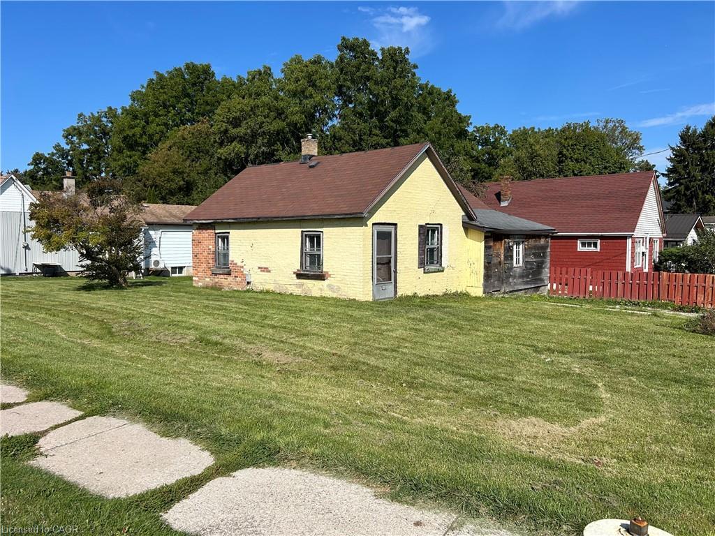 270 Queen Street S, Simcoe, ON - Outdoor