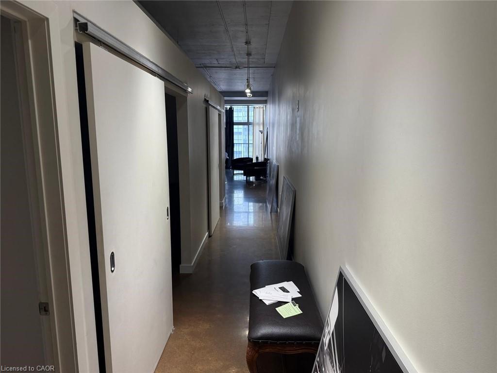 712-66 Bay Street S, Hamilton, ON - Indoor Photo Showing Other Room