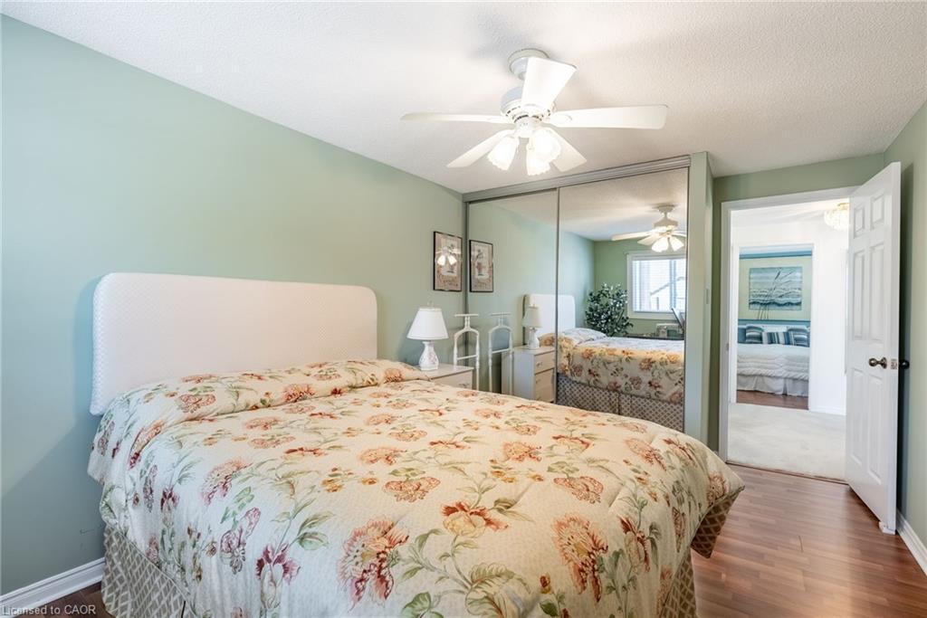 6-1508 Upper Middle Road, Burlington, ON - Indoor Photo Showing Bedroom