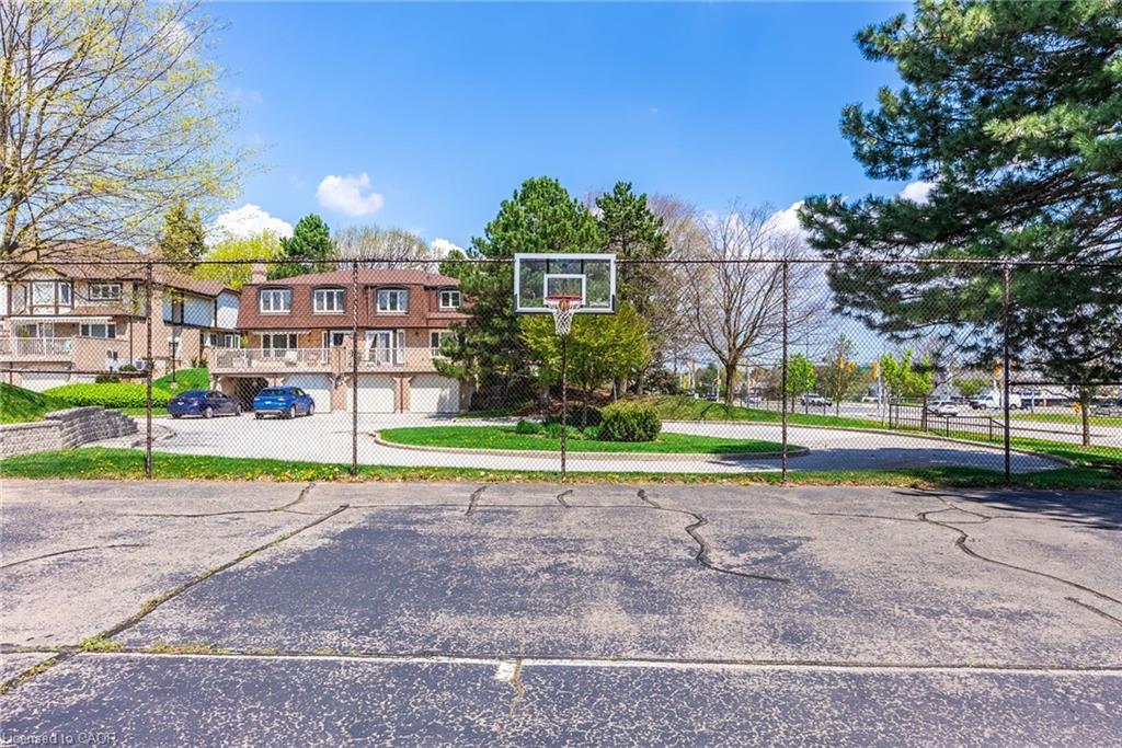 6-1508 Upper Middle Road, Burlington, ON - Outdoor