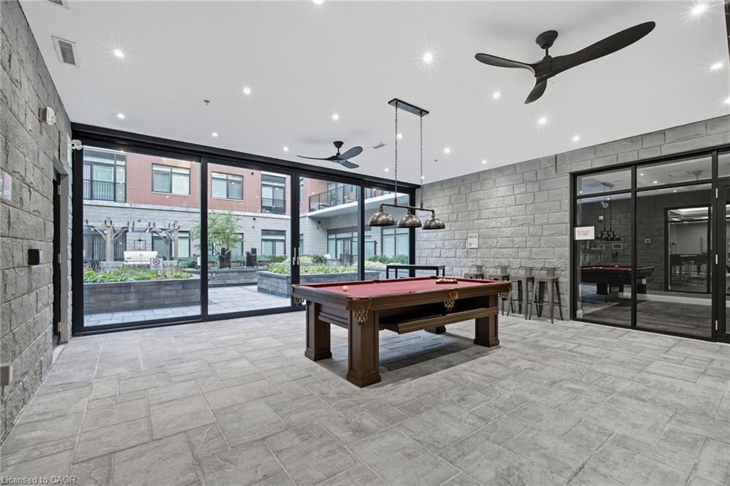 426-1 Redfern Avenue, Hamilton, ON - Indoor Photo Showing Other Room