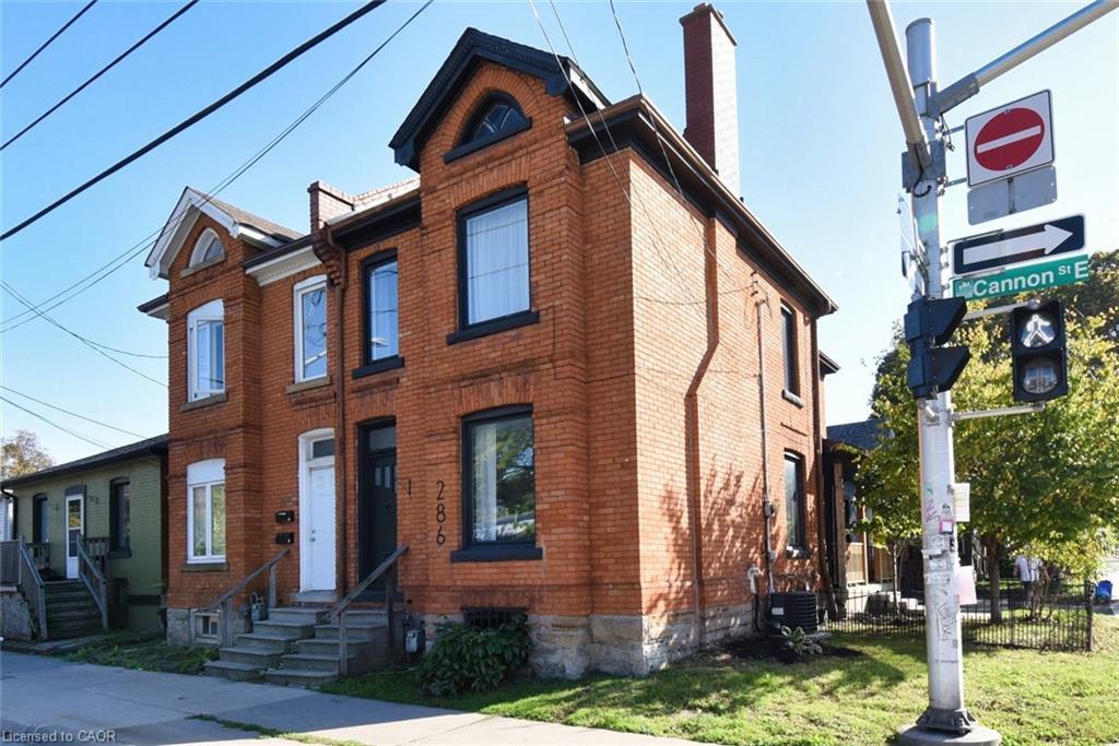 150 Victoria Avenue N, Hamilton, ON - Outdoor With Facade