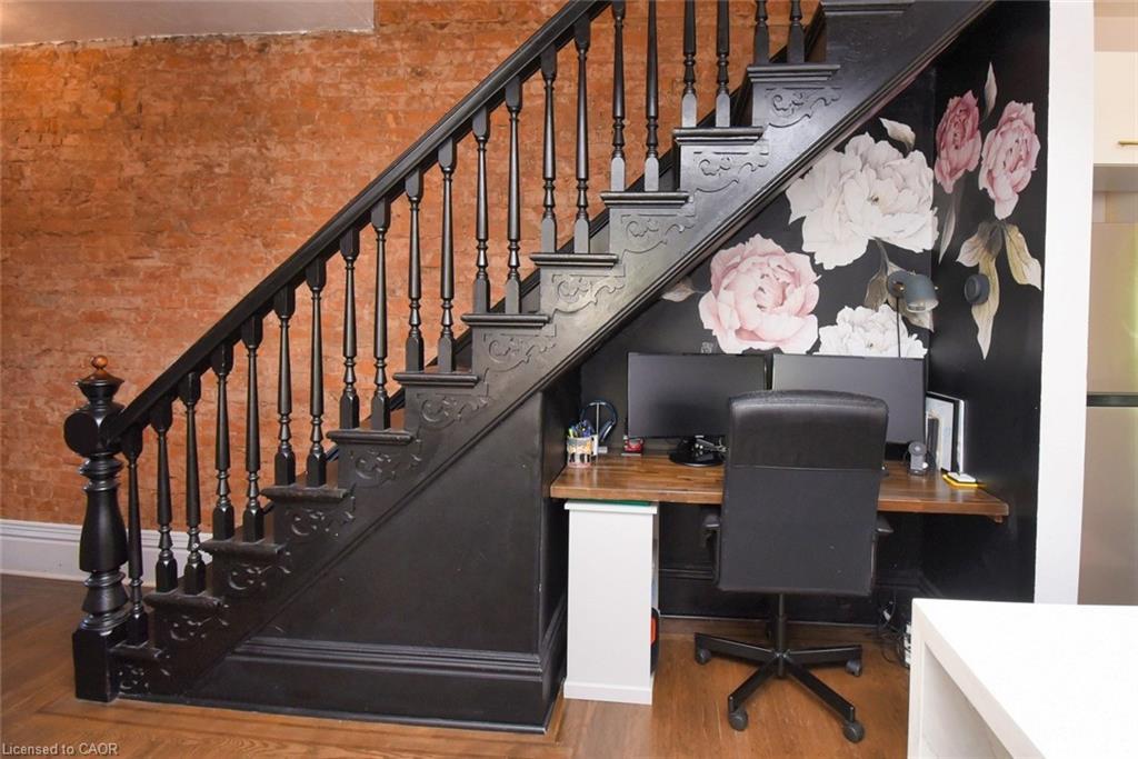 150 Victoria Avenue N, Hamilton, ON - Indoor Photo Showing Other Room