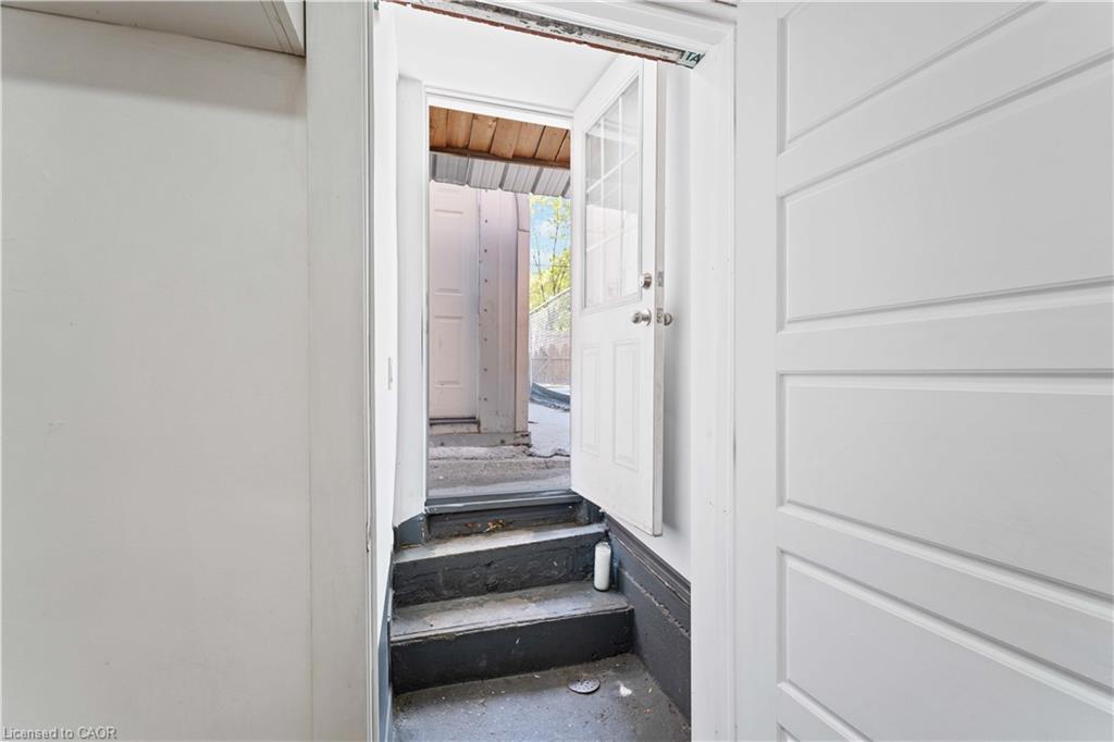 2-750 Barton Street E, Hamilton, ON - Photo Showing Other Room