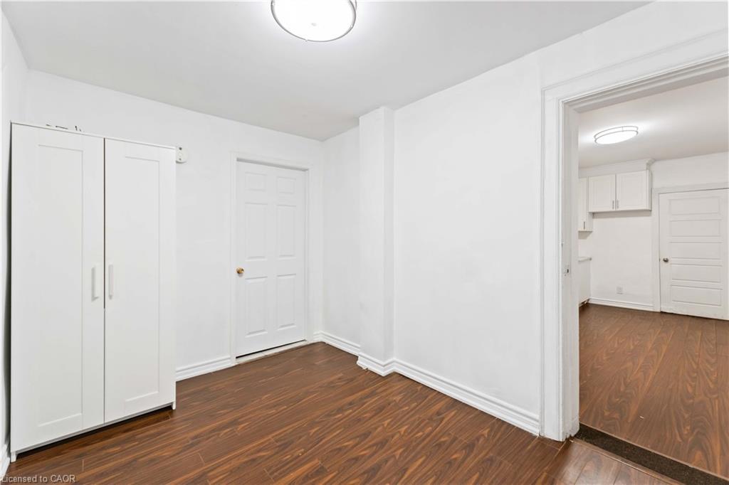 2-750 Barton Street E, Hamilton, ON - Indoor Photo Showing Other Room