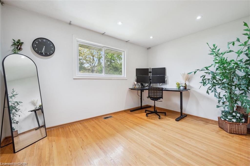 11 Van Horne Place, Kitchener, ON - Indoor Photo Showing Office