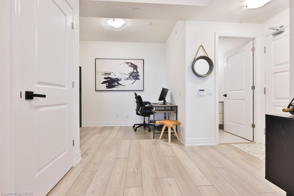 705-36 Elm Drive W, Mississauga, ON - Indoor