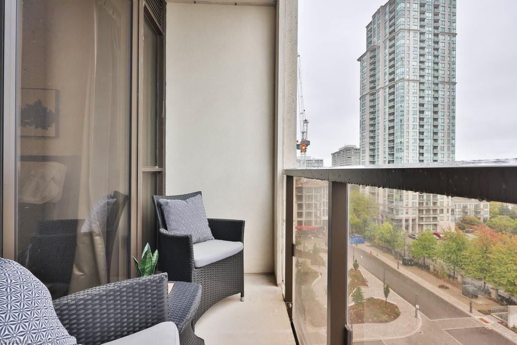 705-36 Elm Drive W, Mississauga, ON - With Balcony With Exterior