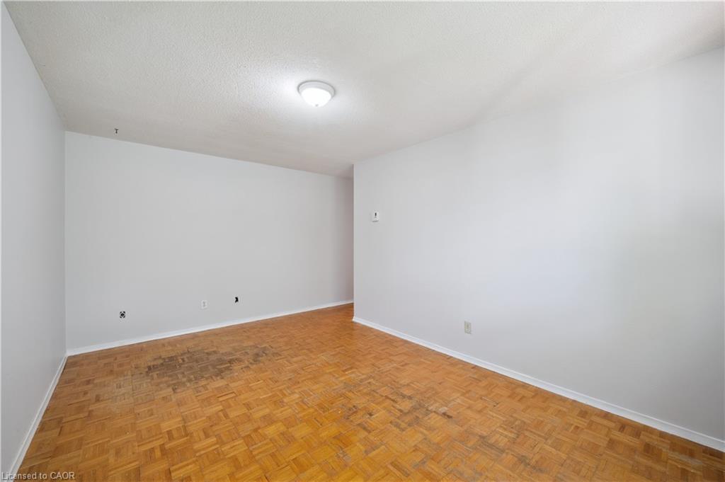101 Churchill Street, Waterloo, ON - Indoor Photo Showing Other Room