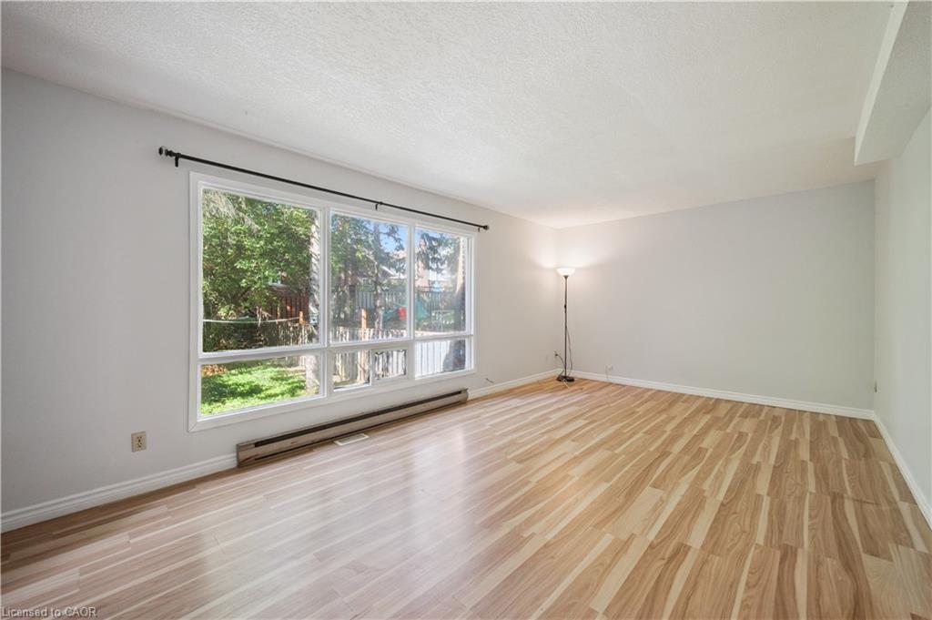 101 Churchill Street, Waterloo, ON - Indoor Photo Showing Other Room