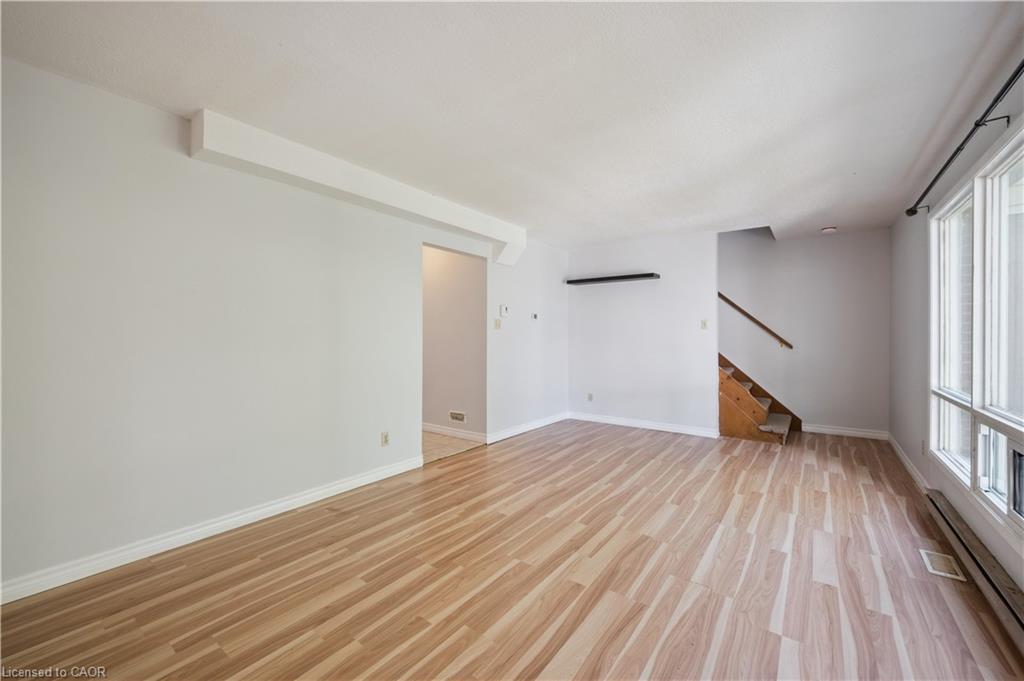 101 Churchill Street, Waterloo, ON - Indoor Photo Showing Other Room