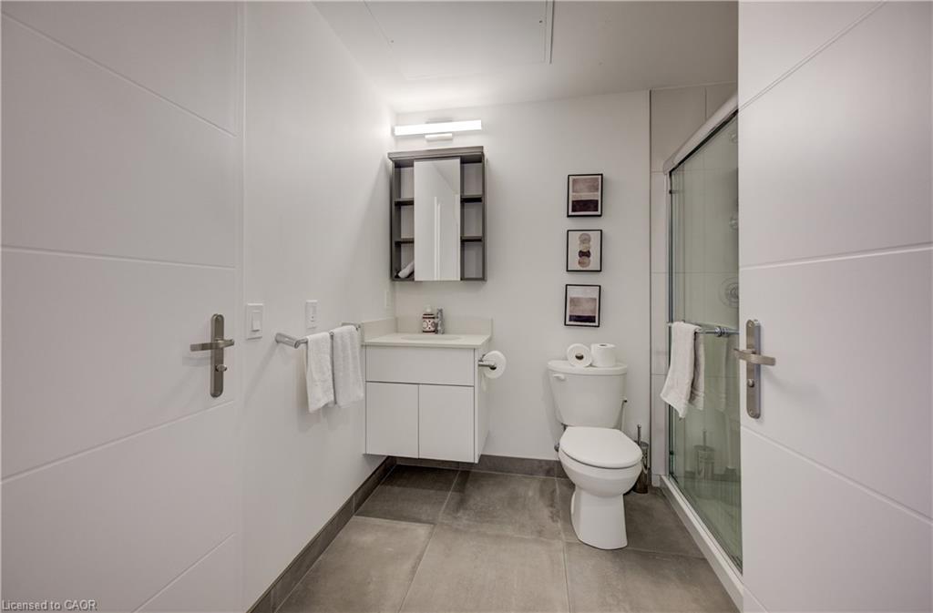 3203-60 Frederick Street, Kitchener, ON - Indoor Photo Showing Bathroom