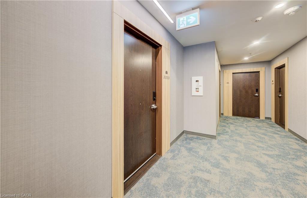3203-60 Frederick Street, Kitchener, ON - Indoor Photo Showing Other Room