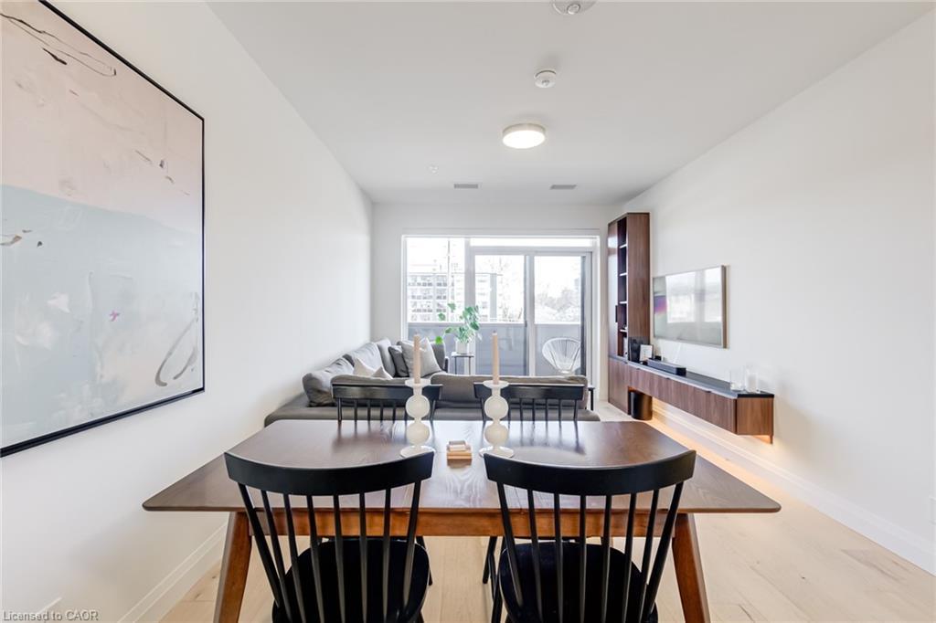 205-500 Brock Avenue, Burlington, ON - Indoor