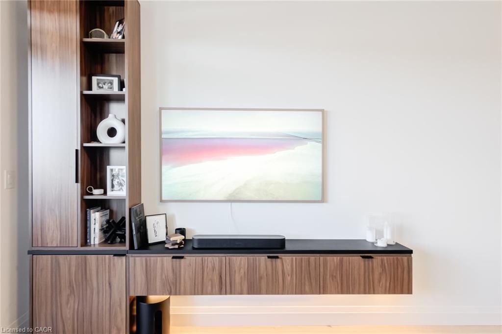 205-500 Brock Avenue, Burlington, ON - Indoor Photo Showing Other Room