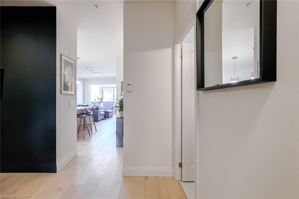 205-500 Brock Avenue, Burlington, ON - Indoor Photo Showing Other Room