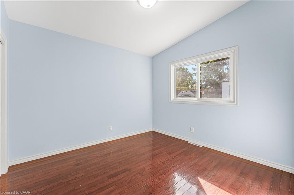 6122 Mayfair Drive, Niagara Falls, ON - Indoor Photo Showing Other Room